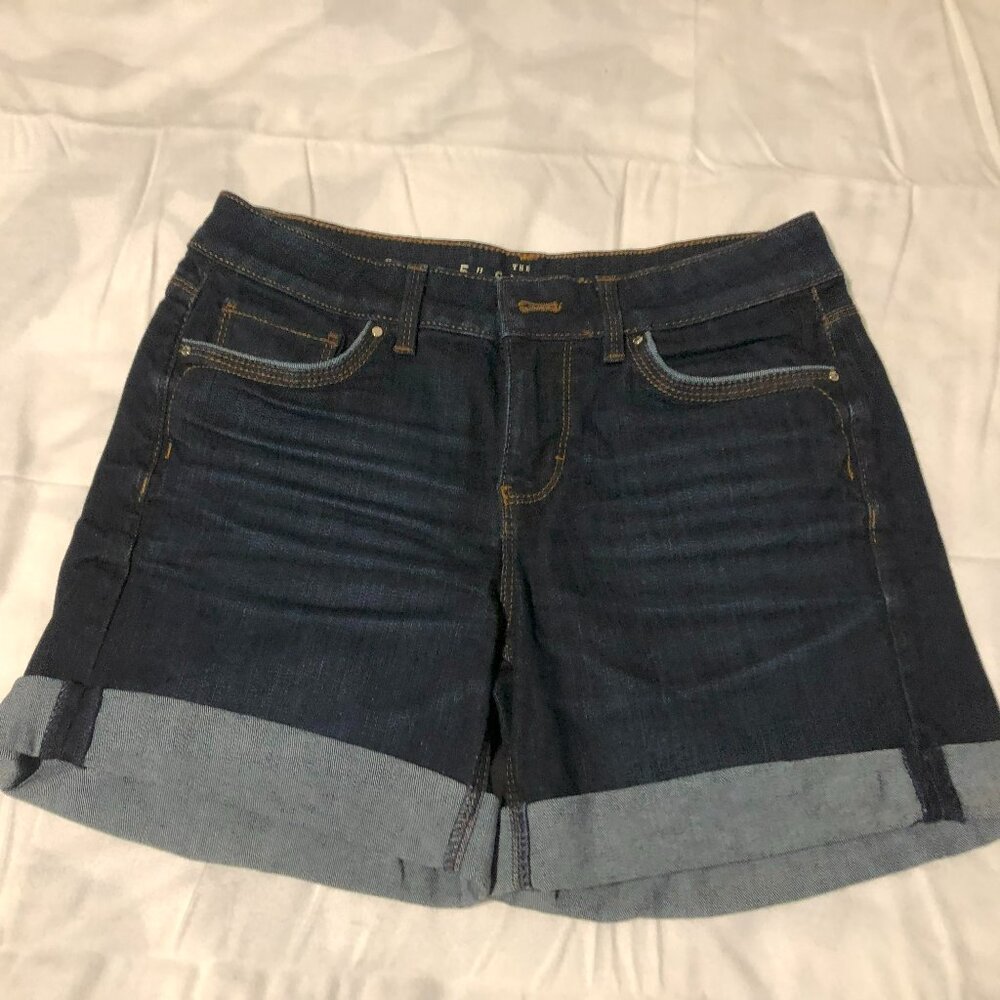 WHBM Rolled cuff denim 5" shorts. Size 2